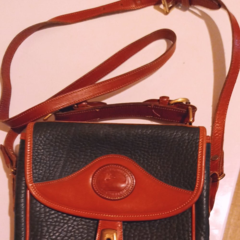 Dooney Bourke purse